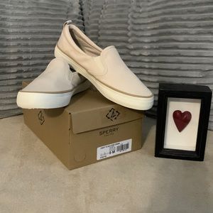 SPERRY SLIP ON. CREST TG SEA CORE